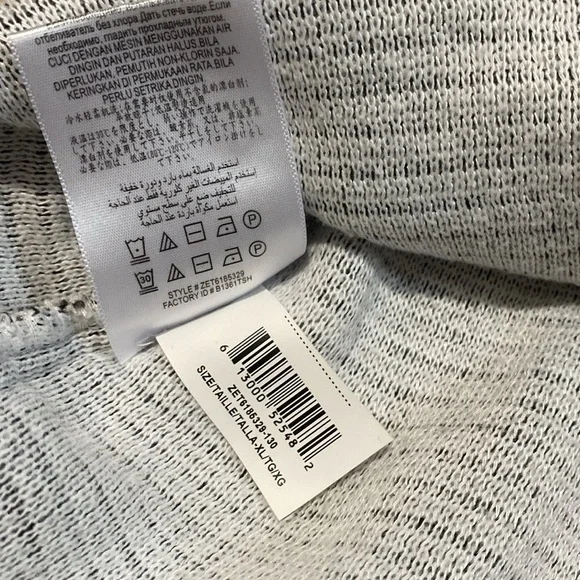 BCBGeneration V-Neck Ruffle Sleeve Tunic - Picture 5 of 12